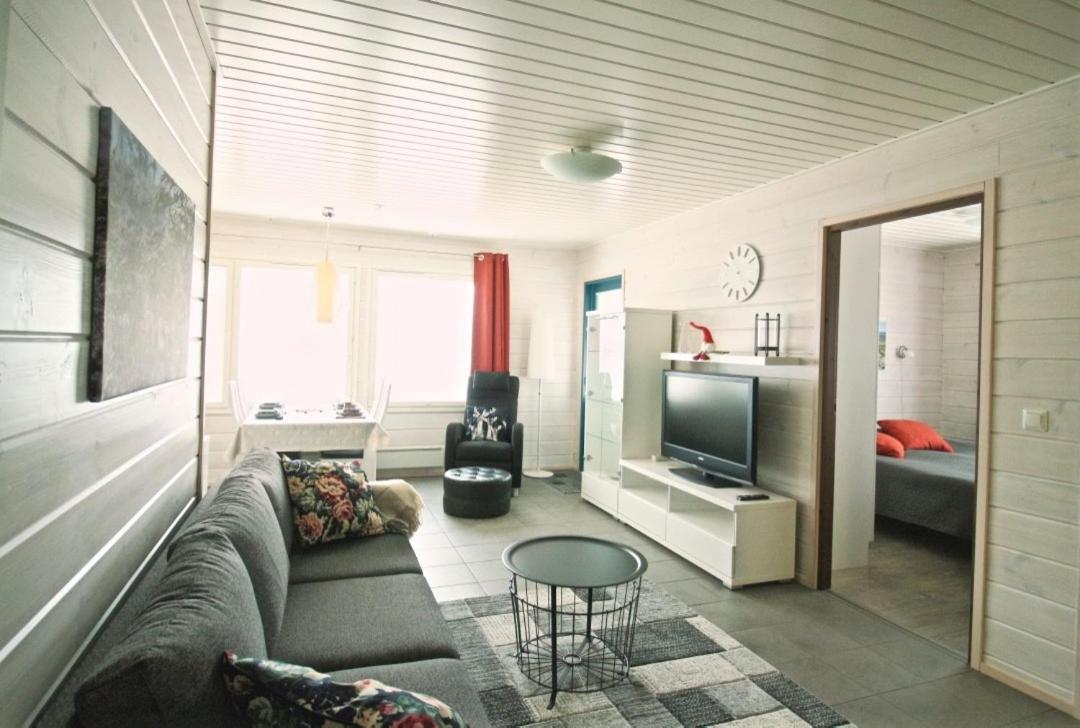 Lapland Happiness Hillakka 2 A8 Apartment Akaslompolo Exterior photo